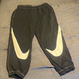 Nike Kids Black and Cream Sweatpants